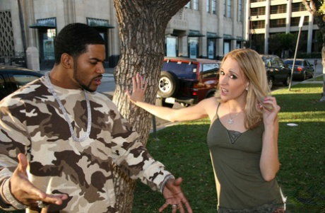 Trashy American chicks Kelly Wells and Ruth Blackwell fuck a big black dick