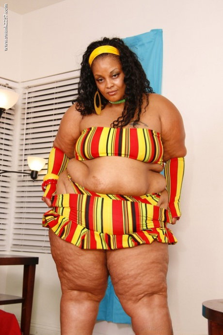Ebony Sabrina Love exposes her big tits & shares a cock with Mz Butterworth