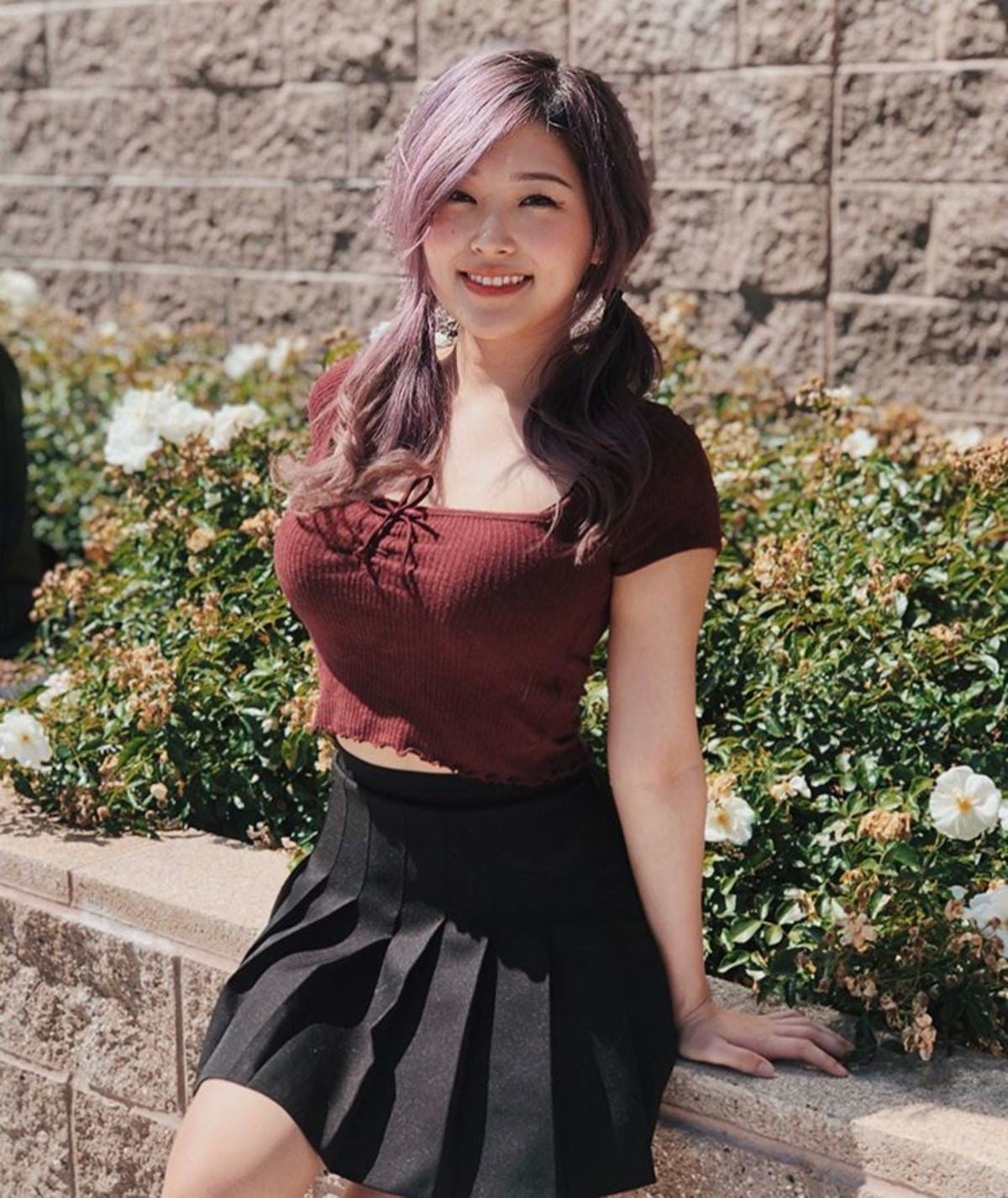 Hyoon aka  Aikuros - Floarama - Ganghuiyun - Hee-Yoon Kang - Hee_Youn - Hyeon - Sockgyu