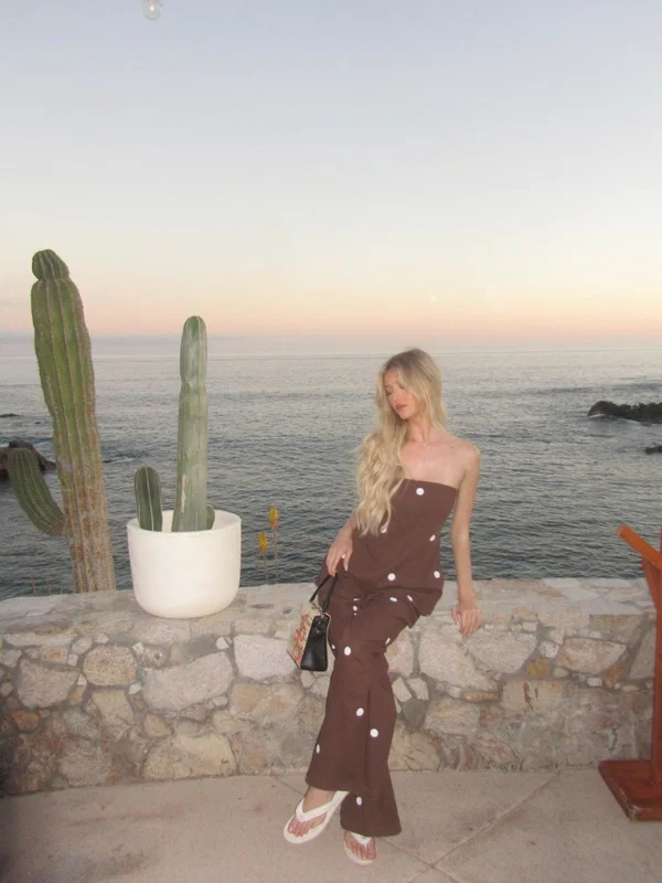 Emily Dobson random images collections  - Model  - Photo 17