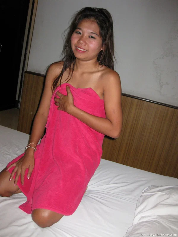 Petite Thai girl washes up her shaved pussy after bareback sex with a tourist  - Amateur, Asian, Close Up, Creampie, Shower, Teen, Legs, Hairy, Ass, Nipples  - Photo 5