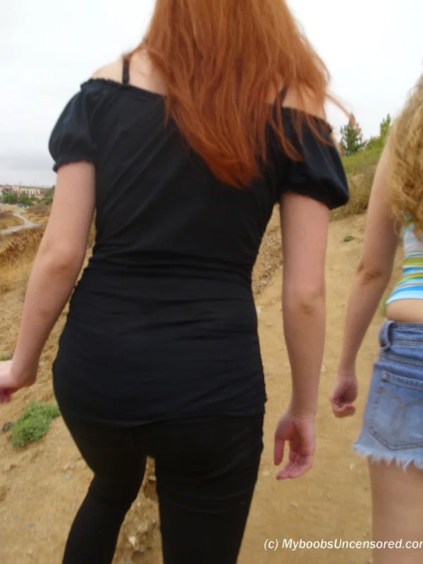 Natural redhead Nicci Gont plays on her phone after getting totally naked  - Reality, Redhead, PAWG, Ass, Spreading, Clothed, Close Up, Piercing, Skirt, Pussy  - Photo 9