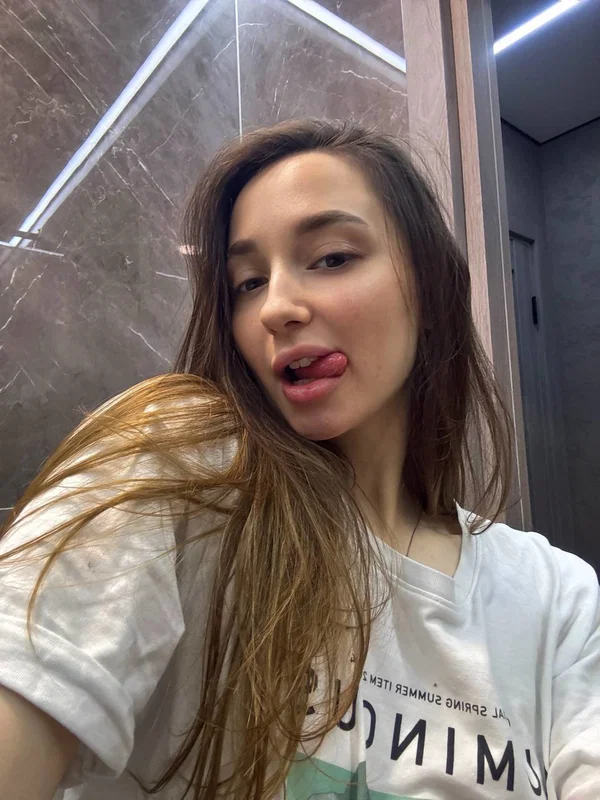OnlyFans Emily Sweet starring Emily Sweet Hot Photos  - Amateur, Teen, Shorts, Armpit, Skirt, Outdoor, Babe, Beautiful, Solo, Brunette  - Photo 3