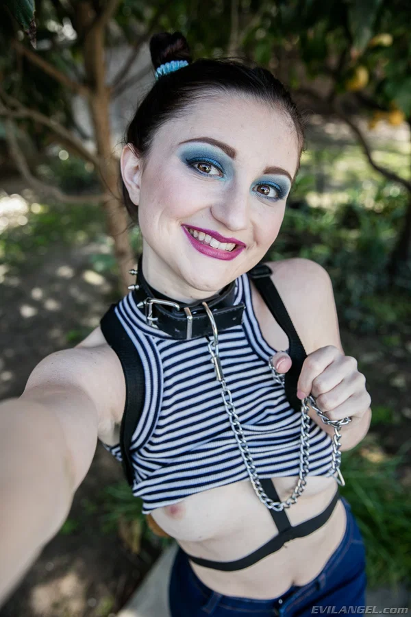 Natural titted American Hailey Little enjoys rough sex and a facial  - Deepthroat, Face, Cumshot, Facial, Pussy, Teen, Skinny, Jeans, Close Up, Hardcore  - Photo 8