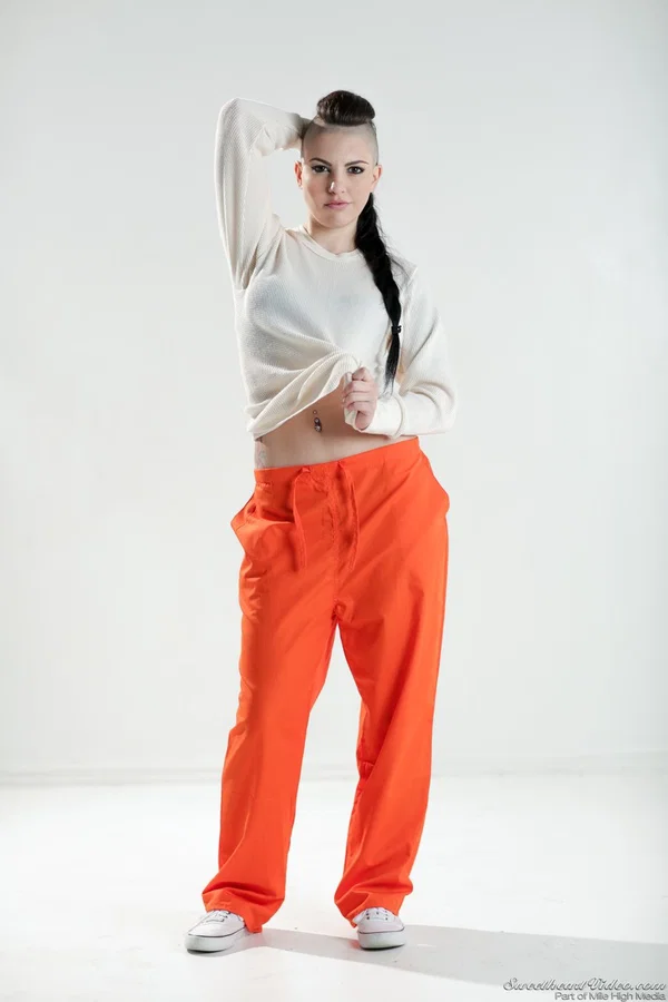 Alt girl Rachael Madori works free of orange scrubs to model totally naked  - Hairy, Tattoo, Pornstar, Pussy, Clothed, Ass, Nipples, Spreading, PAWG, Lingerie  - Photo 5