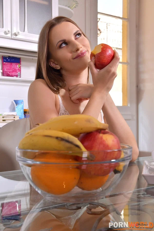 Hot Russian teen Stella Flex tries out anal sex with her hubby in the kitchen  - Hardcore, Doggy Style, MILF, Cumshot, Ass Fucking, White, Russian, Amateur, Pussy, Anal  - Photo 1