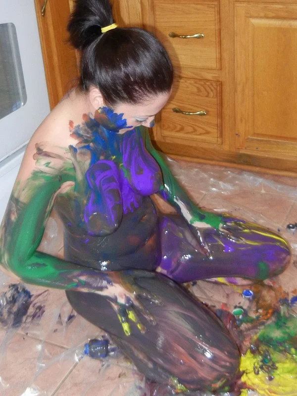 Naked amateur Melina Mason gets paint all over her sexy body in the kitchen  - MILF, Fetish, Amateur, Petite, Ass, Pussy, Kitchen, Spreading, Non Nude, PAWG  - Photo 14