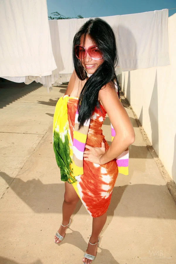Dark haired Latina Ruth Medina unveils her fantastic bum and naturals outdoors  - Venezuela, Latina, Glasses, Beautiful, Outdoor, Ass, Panties, Glamour, High Heels, Teen  - Photo 1