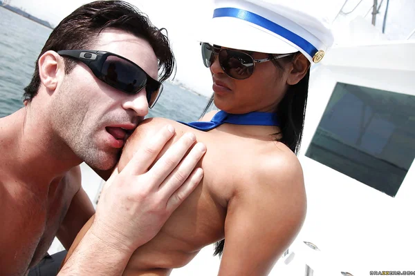 Indian MILF with big tits Priya Anjeli Rai got her cunt fucked outdoor  - Indian, MILF, Big Tits, Hardcore, Outdoor, Cum In Mouth, Glasses, Uniform, Cumshot, Ass Fucking  - Photo 4