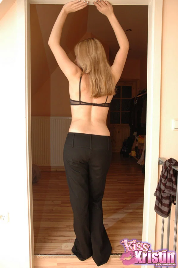 Blonde amateur Kiss Kristin goes topless in a doorway at home  - Amateur, Teen, Blonde, European, Babe, Face, Ass, Clothed, Tiny Tits, Natural Tits  - Photo 9