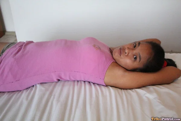 Asian amateur Shakira strips to display her hairy pussy & tits on the bed  - Filipina, Pinay, Family, Asian, Teen, Amateur, Close Up, Hairy, Solo, Sexy  - Photo 1