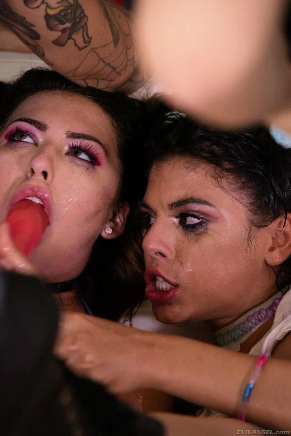 Two chicks Melissa Moore and Gina Valentina getting wild with a dirty dude  - Squirting, Facial, Deepthroat, Pissing, Small Cock, Teen, Cumshot, Threesome, Pornstar, Latina  - Photo 2