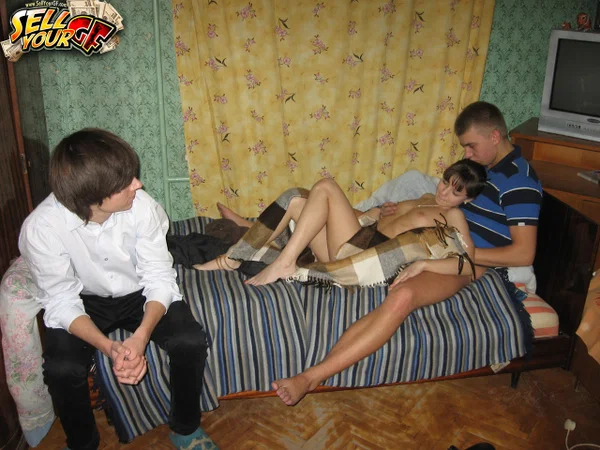 Teen July Sweet strips and fucks a stranger in front of her cuckold  - Teen, European, Amateur, Cute, Brunette  - Photo 4