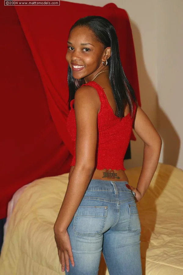 Ebony teen Cali strips to her socks before spreading her moist beaver  - African, Ebony, Amateur, Teen, Nipples, Babe, Jeans, Ass, Socks, Hairy  - Photo 4