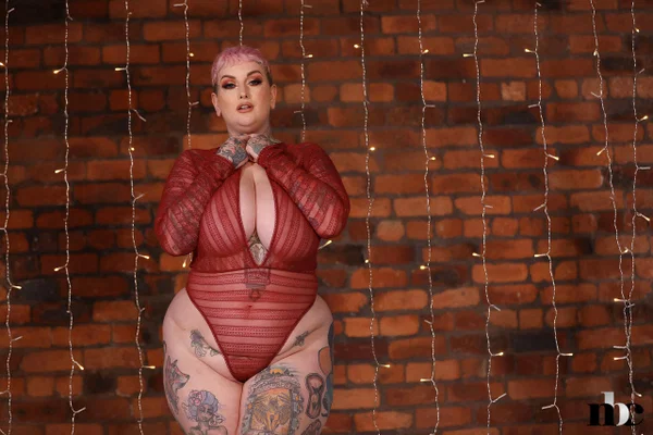 Fatty babe Galda Lou strips off her sexy lingerie & flaunts tattooed hot body  - BBW, Tattoo, Chubby, Curvy, Short Hair, Thick, MILF, PAWG, Lingerie, Ass  - Photo 9