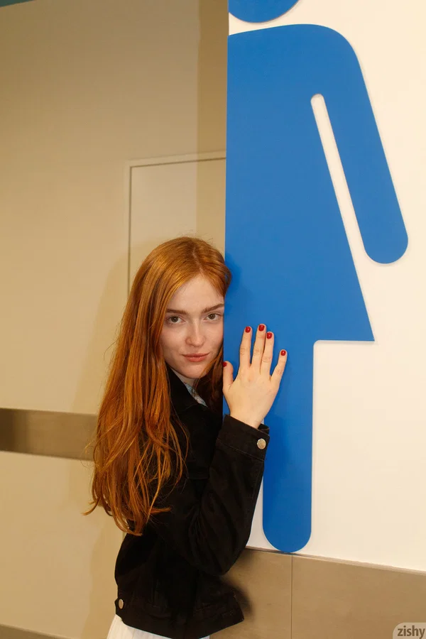 Redheaded beauty Jia Lissa flashes her panties and her tiny tits in public  - Redhead, Amateur, Teen, Russian, Non Nude, Solo, Beautiful, Babe, Cute, White  - Photo 8