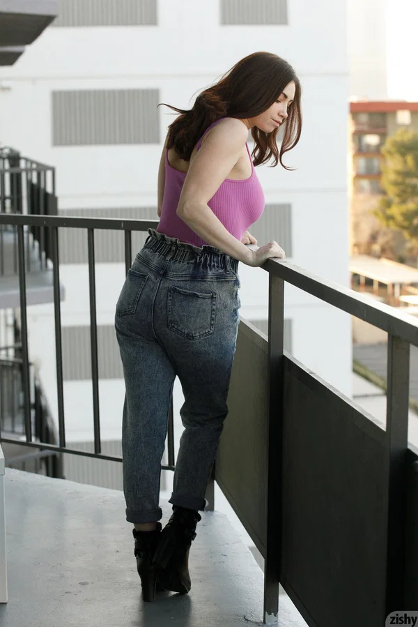 Babe Jazz Reilly strips to her bodysuit & teases with her big tits & ass  - Non Nude, Beautiful, Natural Tits, Amateur, PAWG, Jeans, Big Tits, Ass, Spreading, Clothed  - Photo 4