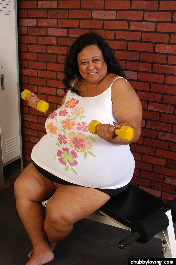 Obese older lady Debrina unleashing massive saggy boobs for nipple licking  - Mature, Saggy Tits, Sports, BBW, Big Tits, Thick, Chubby, Curvy, Panties, Brunette  - Photo 1