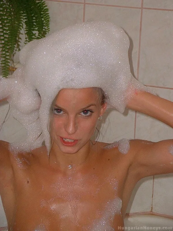 Hungarian babe Lilu shows her nice tits & her trimmed pussy in a bathtub  - Bath, Wet, Babe, Beautiful, Hungarian, Pussy, Close Up, Spreading, Big Clit, Ass  - Photo 11