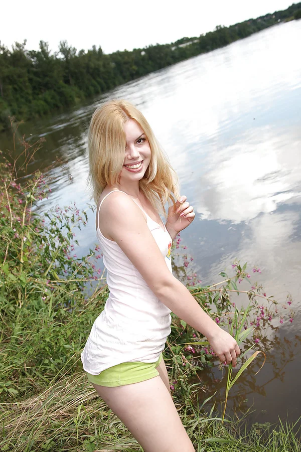 Sexy teen girl Kala fingering and toying her pink hole outdoor  - Teen, Outdoor, Babe, Masturbation, Shorts, Dildo, Ass, Cute, Pussy, Sexy  - Photo 1