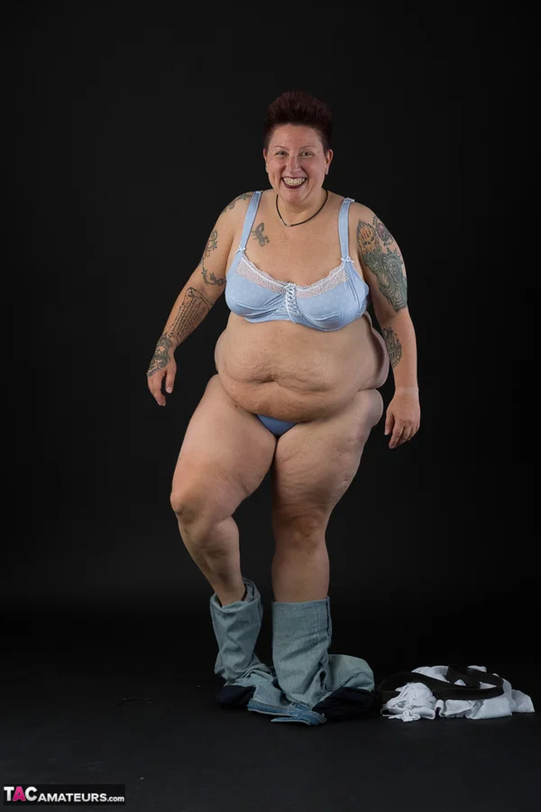 Fat amateur Tattoo Girl cups her boobs after taking off her clothes  - BBW, Mature, Amateur, Tattoo, Lingerie, Jeans, Panties, Brunette, Chubby, Short Hair  - Photo 10