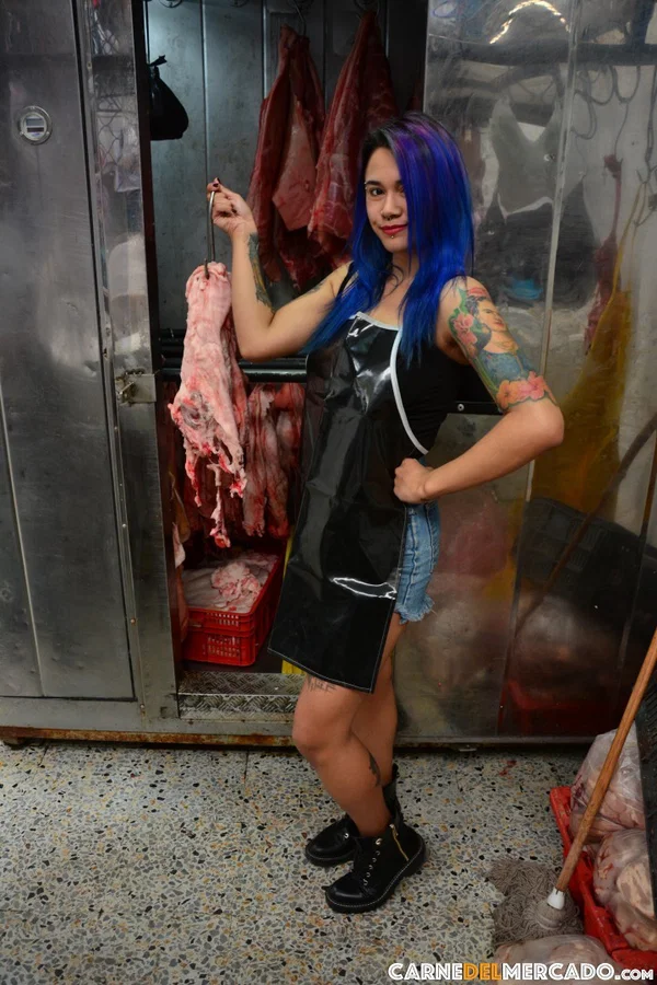Kinky purple haired Colombian chick fucks a black dude at the meat market  - Latina, Tattoo, Amateur, Outdoor, Blowjob, Cowgirl, Non Nude  - Photo 15