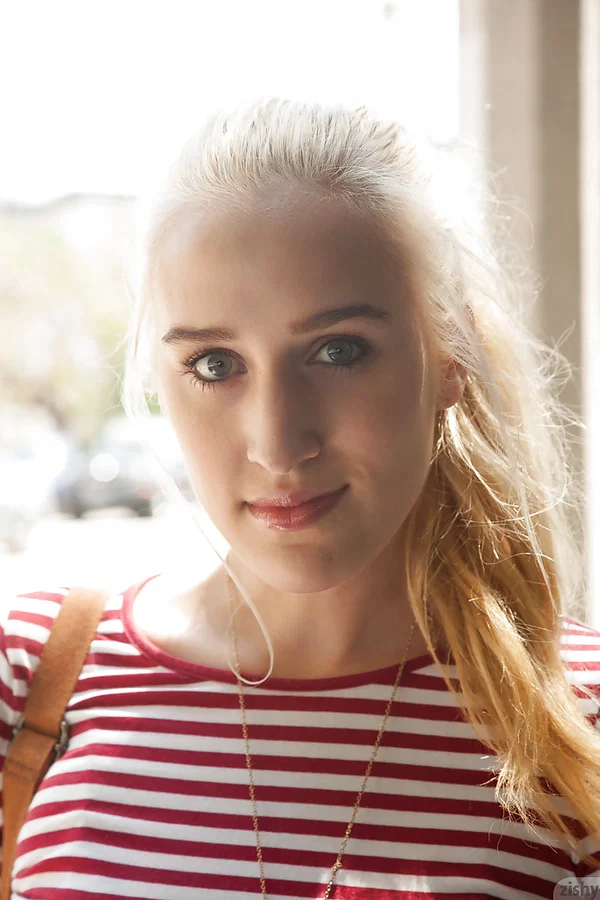 Pale blonde amateur slut Robin Medina showing off her new panties  - College, Teen, Amateur, Non Nude, Blonde, Outdoor, Clothed, Beautiful, Upskirt, Panties  - Photo 2