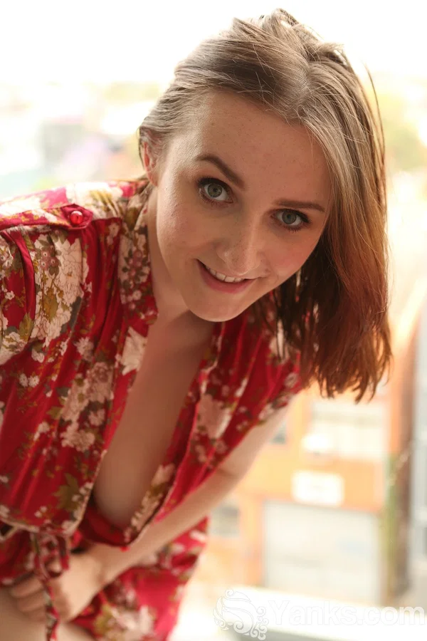 Sassy amateur brunette Aeryn Walker doffs her sundress to finger puffy pussy  - Australian, Curvy, Thick, Amateur, Dress, Natural Tits, Chubby, Spreading, Pussy, MILF  - Photo 5