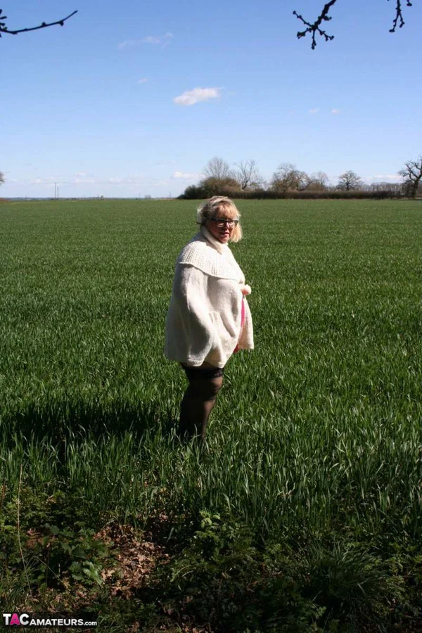 British fatty Lexie Cummings unleashes her big ass in a rural location  - Mature, Curvy, Lingerie, Chubby, Amateur, Stockings, Glasses, Thick, BBW, Outdoor  - Photo 4