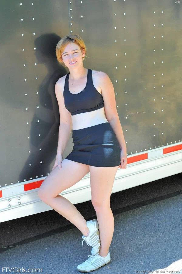 Cute amateur babe Jodi reveals her tasty muff and rubs her vagina in a solo  - Sports, Short Hair, Amateur, Perfect, Pussy, Petite, Sexy, Outdoor, Spreading, Glamour  - Photo 18