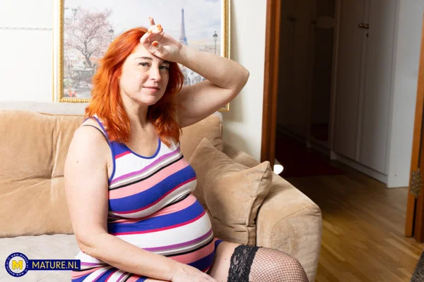 Pregnant redhead Sherri Ost has sex on a chesterfield with her stepson  - Pregnant, Family, Mom, Stepmom, Mature, Amateur, Redhead, European, Pussy, Big Tits  - Photo 2