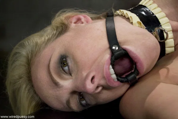 Wired Pussy starring Adrianna Nicole, Claire Adams Sex Gallery  - Mature, MILF, Redhead, Femdom, Bondage, Lesbian, BDSM, Blonde, White  - Photo 5