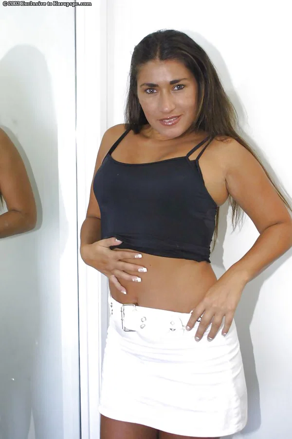Teen babe Michele reveals her amateur ass and tight pussy in close up  - Teen, Amateur, Babe, Ass, Panties, PAWG, Pussy, Close Up, Skirt, Lingerie  - Photo 1