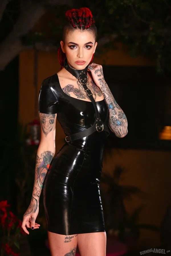 Goth girl Leigh Raven works clear of latex dress for nude solo poses  - Goth, Tattoo, Fetish, Latex, Piercing, Leather, Nipples, Tiny Tits, Redhead, Natural Tits  - Photo 8