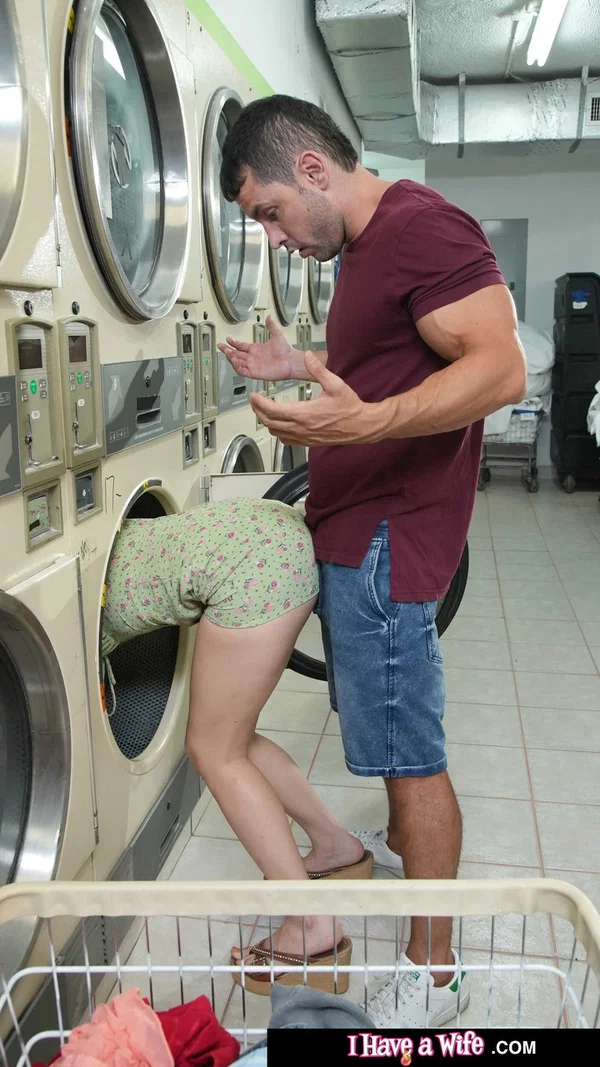 Gorgeous redhead Keely Rose enjoys a big dick in public at the laundromat  - Reality, White, Sexy, Redhead, Pornstar, Non Nude, Blowjob, Cowgirl, Brunette, Big Tits  - Photo 8