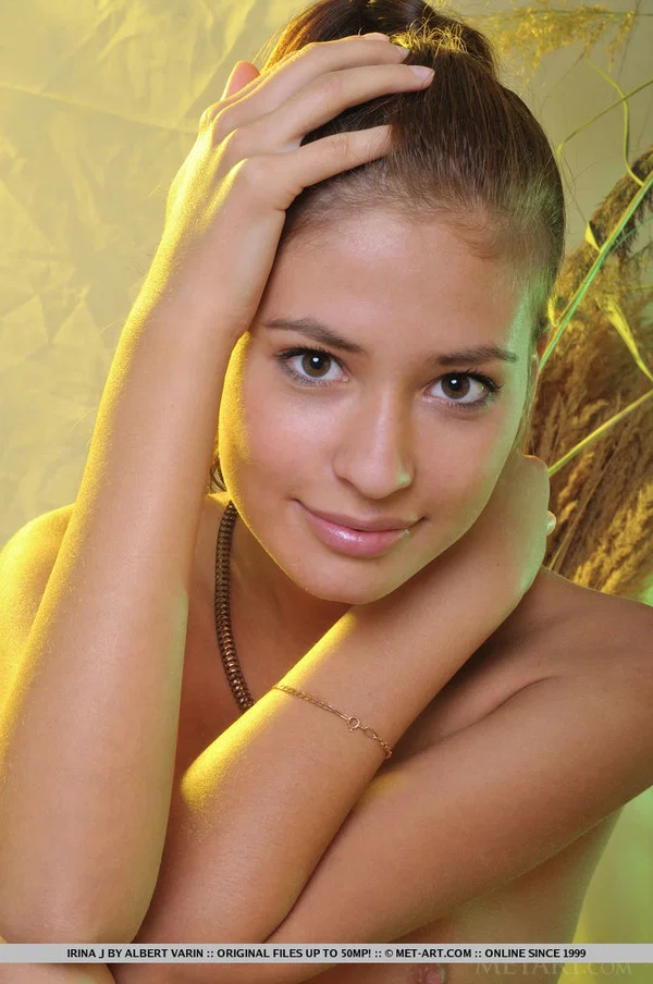 Slender beauty Irina J naked for the harvest showing her sweet bald pussy  - Teen, Asshole, Glamour, Face, Ass, European, Spreading, Pussy, Feet, Babe  - Photo 18