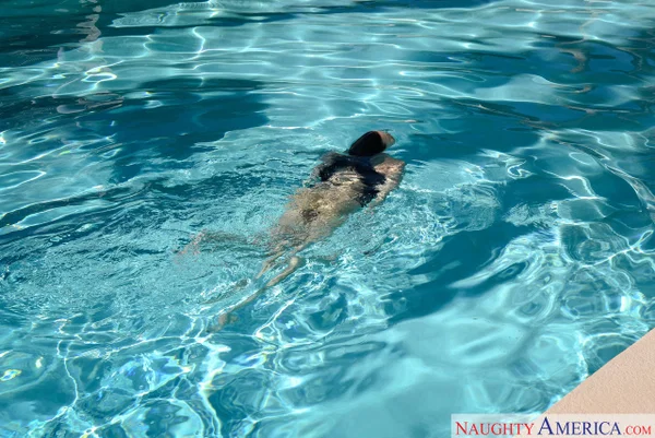 Wife with big breasts Rachel Starr gets dicked after a sunny day in the pool  - Mom, Wife, MILF, Caught, Reality, Outdoor, Perfect, Skinny, White, Bikini  - Photo 6
