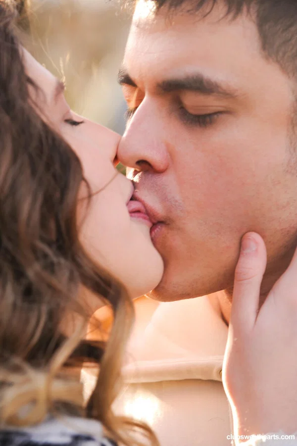 Young and pregnant girl gets banged by her boyfriend on the bed  - Girlfriend, Perfect, Cute, Teen, European, Brunette  - Photo 2