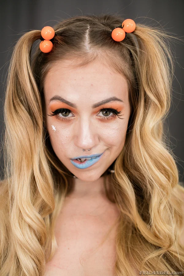 Pigtailed blonde Lyra Law riding a shaft and getting a messy facial  - Facial, Anal, Pornstar, Blonde  - Photo 5