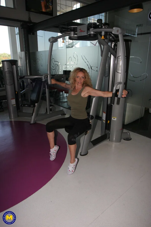 Mature NL Ivana K, Janelle, Karine C, Katarina M, Mariska C, Paula G, Rafaela, R  - Yoga Pants, Sports, Gym, MILF, Amateur, Clothed, Reality, Ass, Shorts, Short Hair  - Photo 2