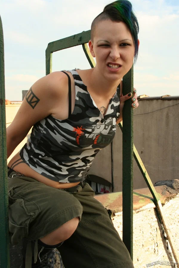 Green-haired army girl takes off equipment and shows pussy and tattooed tits  - Fetish, Uniform, Pussy, Outdoor, Big Tits, Non Nude, Short Hair, Spreading  - Photo 1