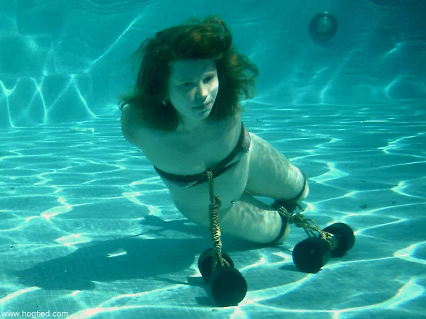 Curvaceous American MILF posing bound at the bottom of the pool  - Underwater, Bondage, BDSM, Wet, MILF, Redhead, Outdoor, White  - Photo 8