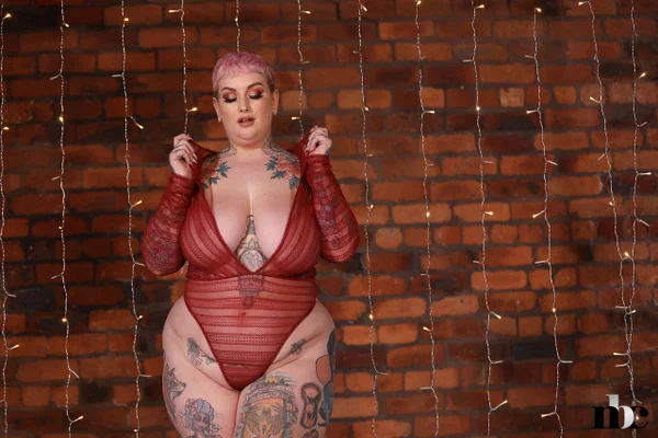 Fatty babe Galda Lou strips off her sexy lingerie & flaunts tattooed hot body  - BBW, Tattoo, Chubby, Curvy, Short Hair, Thick, MILF, PAWG, Lingerie, Ass  - Photo 10