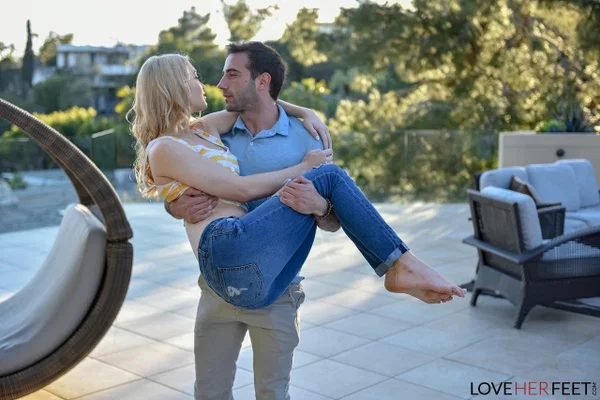 Blonde teen Anastasia Knight poses in high heels & denim jeans & gets fucked  - Feet, Footjob, Blonde, Pretty, Outdoor, Cheating, Pussy, Legs, Non Nude  - Photo 8