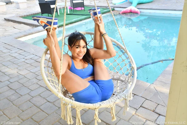 Flexible teen Brianna masturbates with a sex toy in running shoes  - Flexible, Sports, Amateur, Pussy, Pool, Dildo, Shorts, Ass, Shaved, Natural Tits  - Photo 4