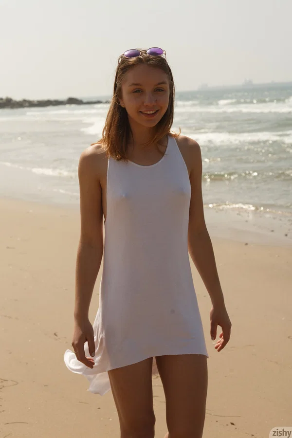 Flexible teen Aurora Zvezda gets naughty and naked on the beach  - Beach, Non Nude, Cute, Teen, Wet, Tiny Tits, Amateur, Outdoor, Ass, Glasses  - Photo 2