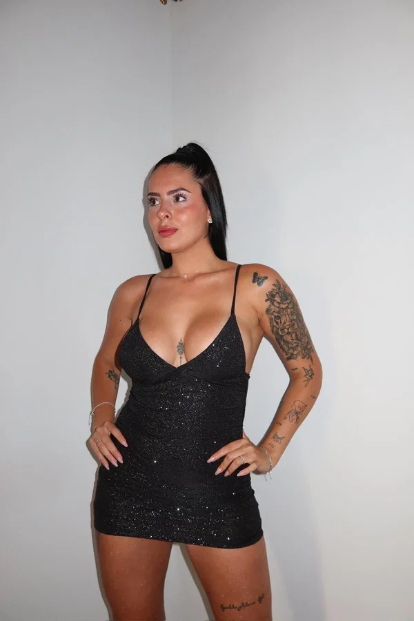 Hot babe Chloe Laurents teases with her big boobs in a selfie compilation  - Curvy, Thick, Chubby, Face, Tattoo, BBW, Jeans, Close Up, Big Tits, Shorts  - Photo 15