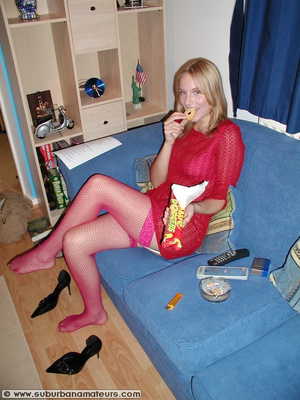 Amateur slut Tabbi posing in her sexy lingerie in a solo compilation  - Amateur, British, Jeans, Clothed, Feet, Stockings, Skirt, Skinny, European, Lingerie  - Photo 1