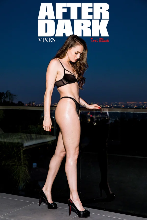 Hot babe with a big ass Tori Black enjoys wild anal sex with a hung stud  - Perfect, Anal, Handjob, Hardcore, Cowgirl, Lingerie, Feet, Blowjob, Outdoor, Legs  - Photo 2