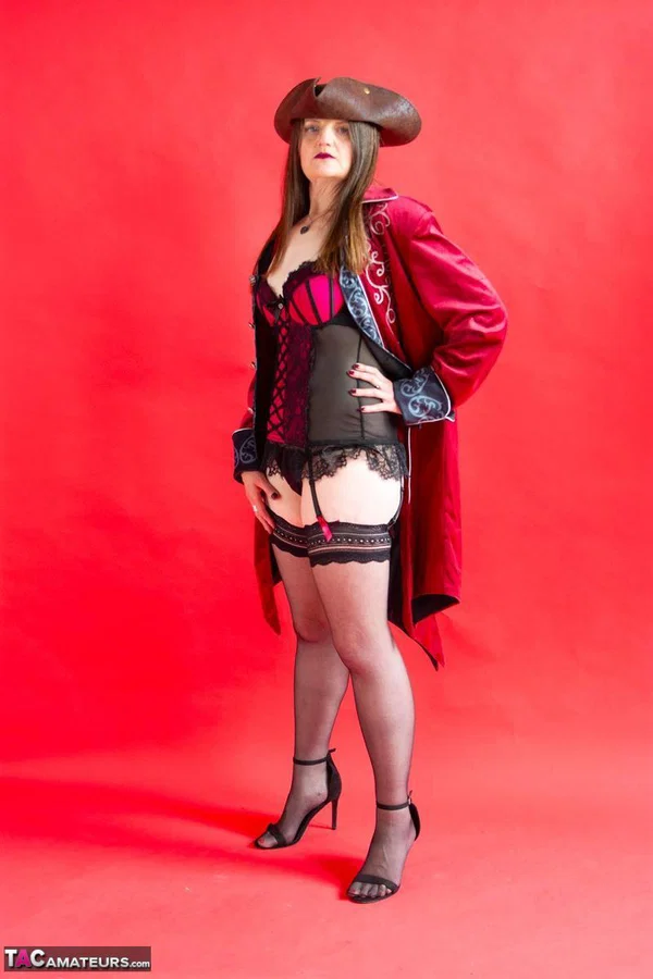 Mature woman Ginger Klixen models a couple of sexy outfits during solo action  - Mature, Cosplay, Lingerie, Amateur, Leather, Boots, High Heels, Tiny Tits, Spreading, Stockings  - Photo 12
